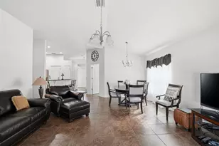 1141 Mystic Ct, Spring Hill, FL 34609 - Photo 3