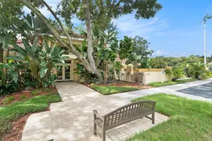 5606 Pinnacle Heights Cir, Tampa, FL 33624 - Photo 19