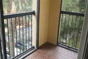 5606 Pinnacle Heights Cir, Tampa, FL 33624 - Photo 5