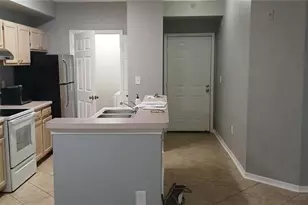 5606 Pinnacle Heights Cir, Tampa, FL 33624 - Photo 3