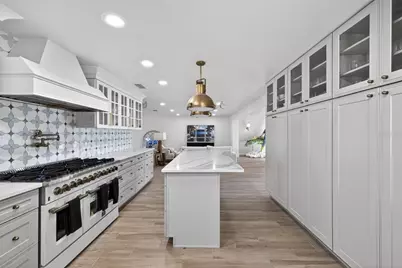 650 59th Avenue, Saint Pete Beach, FL 33706 - Photo 13