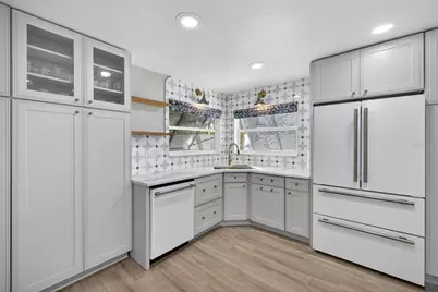 650 59th Avenue, Saint Pete Beach, FL 33706 - Photo 11