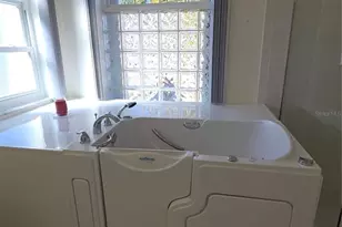 2476 Misty Meadow Ct, Spring Hill, FL 34606 - Photo 15