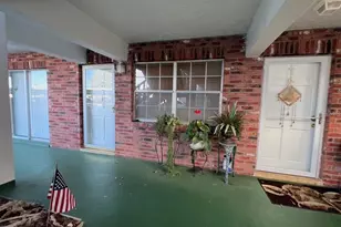 4747 Azalea Dr, New Port Richey, FL 34652 - Photo 1