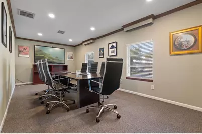 600 E Tarpon Avenue, Tarpon Springs, FL 34689 - Photo 13