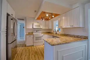 13525 Maria Dr, Hudson, FL 34667 - Photo 15