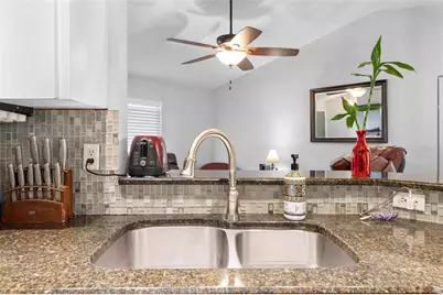 11244 Redgate Street, Spring Hill, FL 34609 - Photo 17