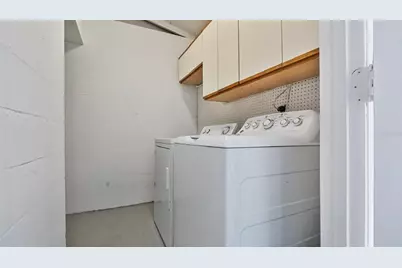 11717 Wesson Circle E, Tampa, FL 33618 - Photo 11