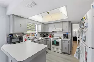 9086 Dorsey St, Spring Hill, FL 34608 - Photo 9