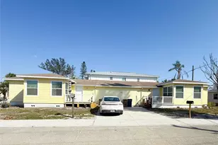 175 133rd Ave E, Madeira Beach, FL 33708 - Photo 1