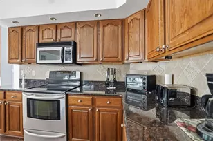 12054 Conway St, Spring Hill, FL 34609 - Photo 7