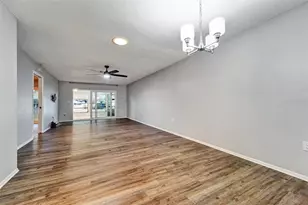 8330 High Point Cir, Port Richey, FL 34668 - Photo 9