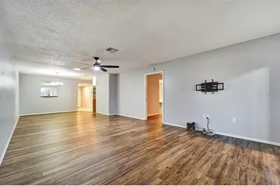 8330 High Point Circle #6, Port Richey, FL 34668 - Photo 11