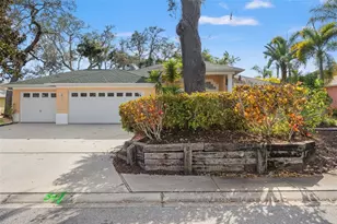958 Ridgewood Terrace, Tarpon Springs, FL 34689 - Photo 7