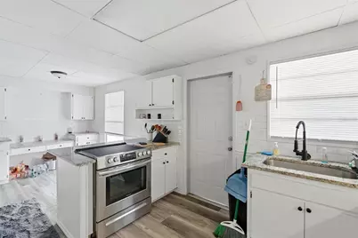 1709 Carnegie Circle, Tampa, FL 33619 - Photo 11