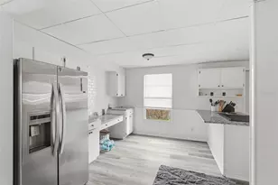 1709 Carnegie Cir, Tampa, FL 33619 - Photo 7