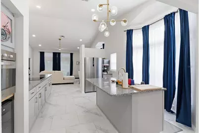 9376 French Quarters Circle, Weeki Wachee, FL 34613 - Photo 37