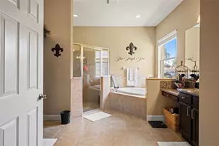 3303 Stonegate Falls Dr, Land O Lakes, FL 34638 - Photo 27