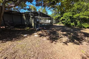 1364 Dill Ave, Spring Hill, FL 34608 - Photo 17