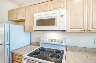 4939 Floramar Terrace, New Port Richey, FL 34652 - Photo 9