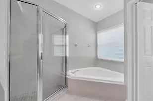 1014 Arlinbrook Dr, Trinity, FL 34655 - Photo 23