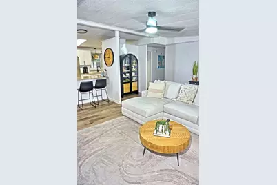 21052 Little Magens Loop, Lutz, FL 33558 - Photo 9