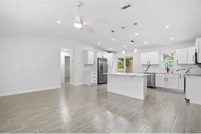 8165 Ridge Road, Weeki Wachee, FL 34613 - Photo 3