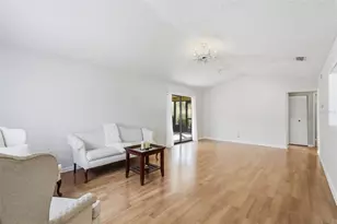 21174 SW Peach Blossom St, Dunnellon, FL 34431 - Photo 3