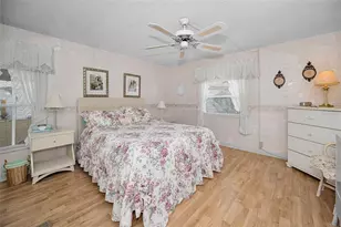 36816 Hibiscus Ct, Zephyrhills, FL 33542 - Photo 21