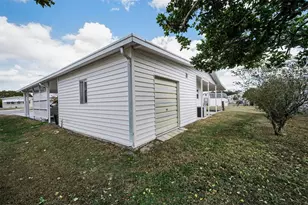 36816 Hibiscus Ct, Zephyrhills, FL 33542 - Photo 33