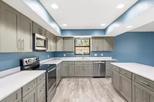 2089 Danforth Rd, Spring Hill, FL 34608 - Photo 9