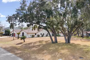 2089 Danforth Rd, Spring Hill, FL 34608 - Photo 61