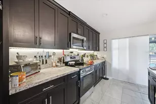 12015 Phoenix Ave, Weeki Wachee, FL 34614 - Photo 33