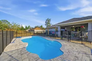 12015 Phoenix Ave, Weeki Wachee, FL 34614 - Photo 49