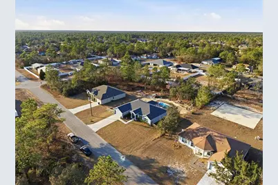 12015 Phoenix Avenue, Weeki Wachee, FL 34614 - Photo 7