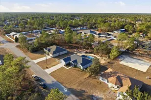 12015 Phoenix Ave, Weeki Wachee, FL 34614 - Photo 7