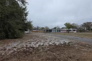 2634 South Dr, Clearwater, FL 33759 - Photo 17