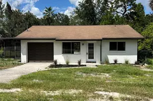 11031 Spoonbill Rd, Weeki Wachee, FL 34613 - Photo 1