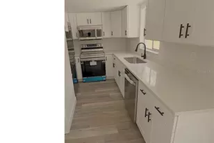 11031 Spoonbill Rd, Weeki Wachee, FL 34613 - Photo 5