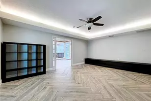 10655 Lakeview Dr, New Port Richey, FL 34654 - Photo 25