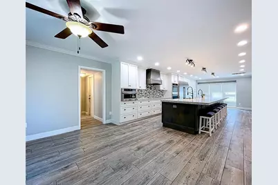 10655 Lakeview Drive, New Port Richey, FL 34654 - Photo 23