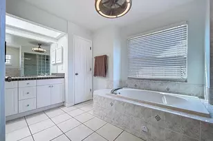 10655 Lakeview Dr, New Port Richey, FL 34654 - Photo 43