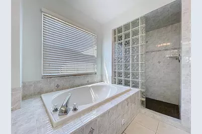 10655 Lakeview Drive, New Port Richey, FL 34654 - Photo 39