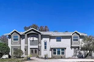 10655 Lakeview Dr, New Port Richey, FL 34654 - Photo 3