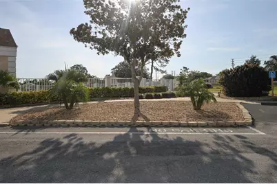 8506 Coral Creek Loop, Hudson, FL 34667 - Photo 37