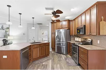 3050 Stephanie Drive, Spring Hill, FL 34608 - Photo 11