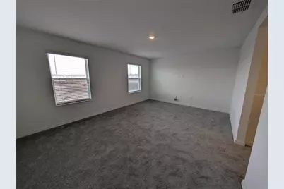 32021 Spiceberry Street, San Antonio, FL 33576 - Photo 9