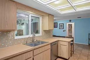 2271 Republic Dr, Dunedin, FL 34698 - Photo 19