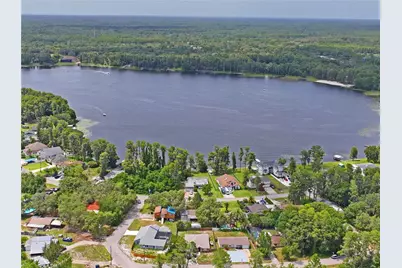 9 10 Lake Drive, New Port Richey, FL 34654 - Photo 9