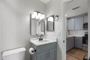 3848 N Lake Dr, Tampa, FL 33614 - Photo 21